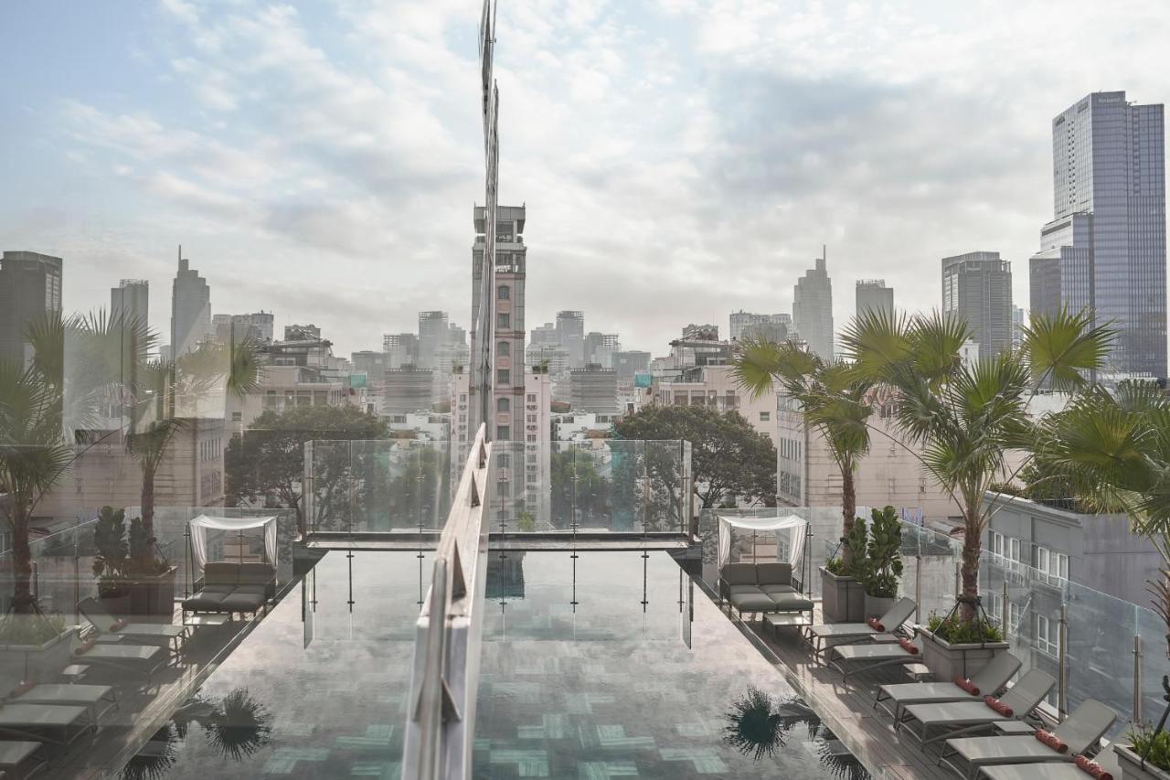 Hotel La Siesta Premium Saigon à Hô Chi Minh-Ville Extérieur photo View from the rooftop pool