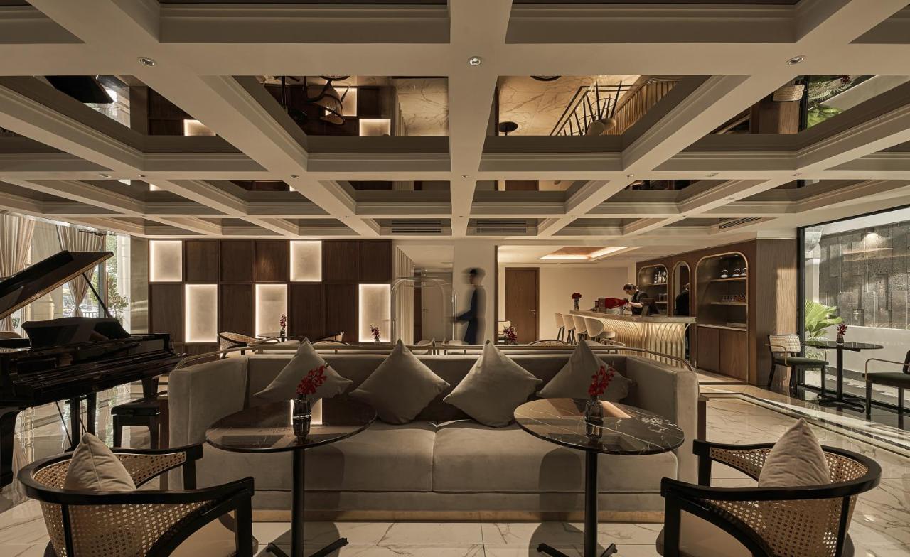 Hotel La Siesta Premium Saigon à Hô Chi Minh-Ville Extérieur photo The interior of the lounge
